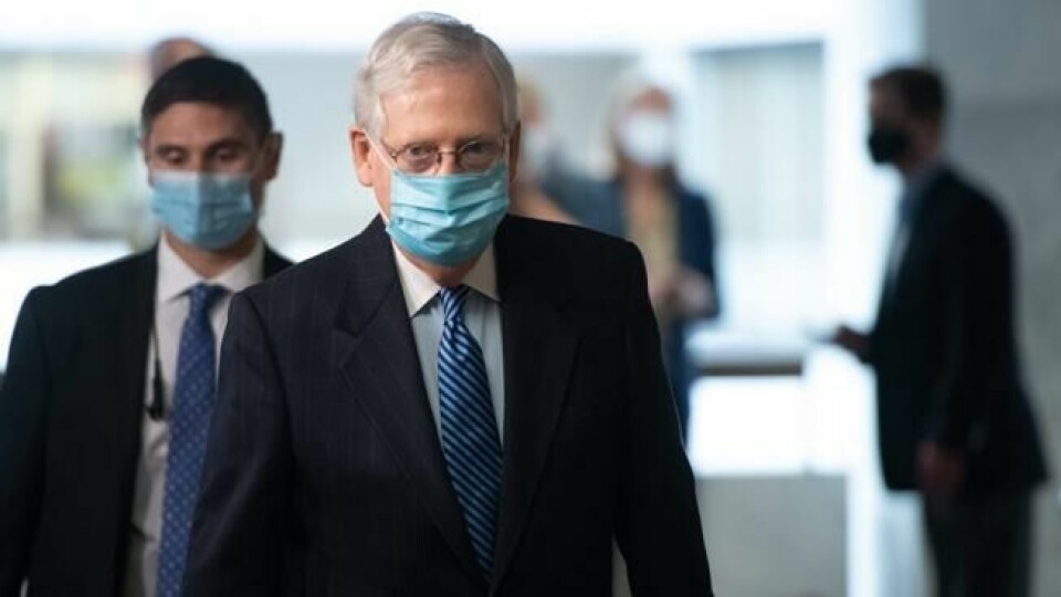 Senator Mitch McConnell råder Trump til å rette fokuset mot fremtiden hans i politikken. Senator Mitch McConnell råder Trump til å rette fokuset mot fremtiden hans i politikken. Foto: SAUL Loeb / AFP/NTB