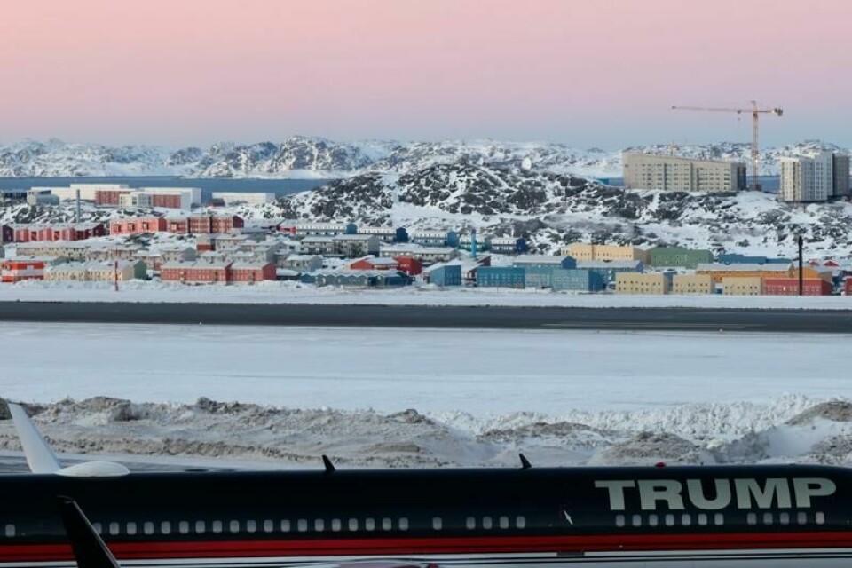 Partilederne i Folketinget er torsdag innkalt til møte i statsministerens kontor om situasjonen rundt Grønland og USA, erfarer dansk TV 2. Tidligere i uka besøkte sønnen til USAs påtroppende president, som har sagt at USA må ha kontroll over øya. Partilederne i Folketinget er torsdag innkalt til møte i statsministerens kontor om situasjonen rundt Grønland og USA, erfarer dansk TV 2. Tidligere i uka besøkte sønnen til USAs påtroppende president, som har sagt at USA må ha kontroll over øya. Foto: Emil Stach / Ritzau Scanpix / Emil Stach / AP / NTB