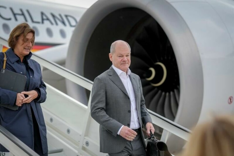 Tysklands statsminister Olaf Scholz og hans kone kommer hjem etter å ha deltatt på et G-20-møte i Brasil.