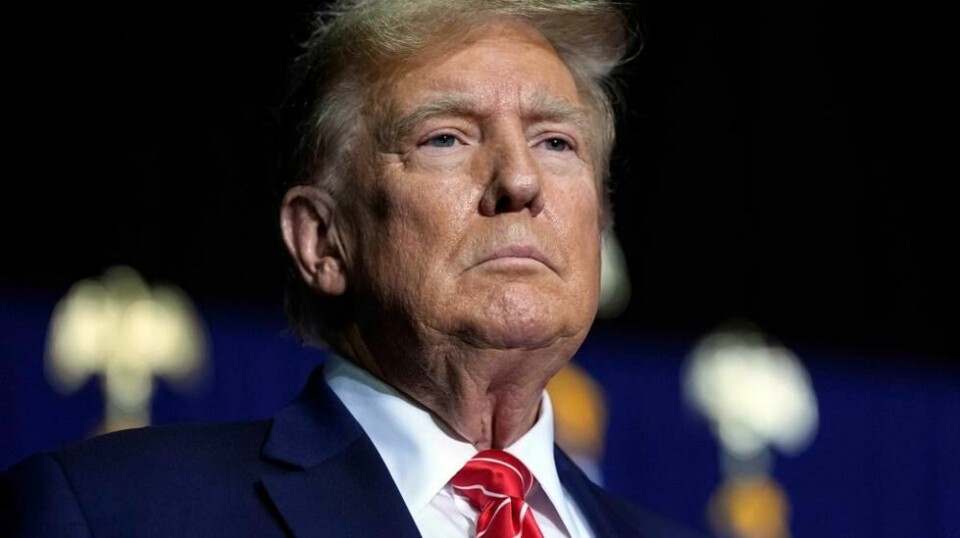 Den såkalte hysjpengerettssakenn mot tidligere president Donald Trump er utsatt med 30 dager, har en dommer i N ew York besluttet. Foto: AP / NTB