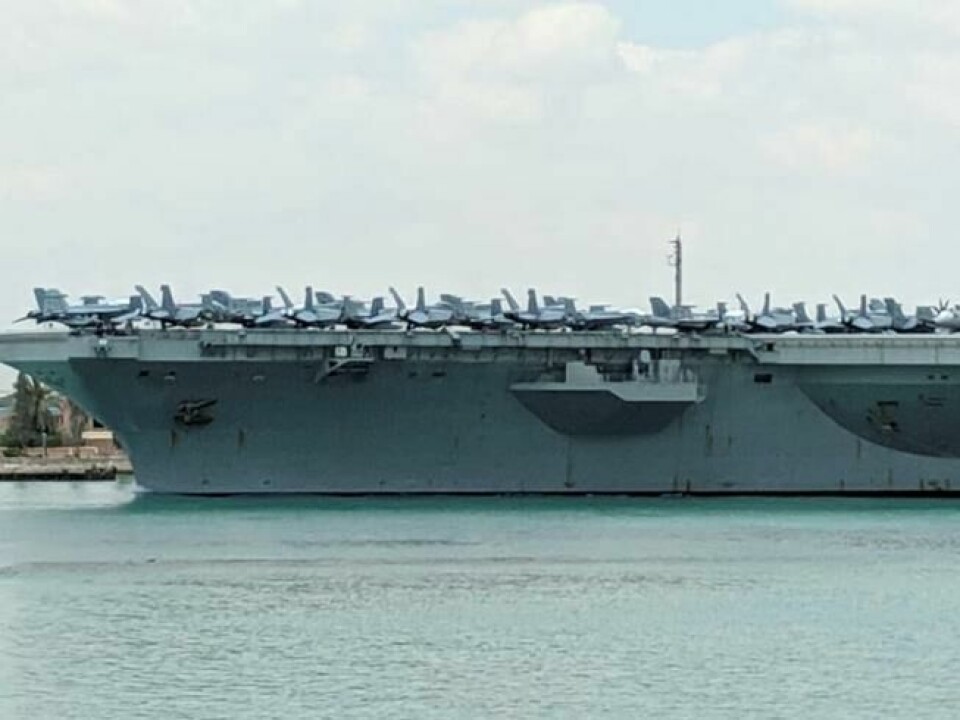 Fly på dekket til det amerikanske hangarskipet USS Abraham Lincoln 9 mai 2019, da skipet var på vei gjennom Suez-kanalen. NTB Scanpix/Reuters/Sosiale medier. Fly på dekket til det amerikanske hangarskipet USS Abraham Lincoln 9 mai 2019, da skipet var på vei gjennom Suez-kanalen. NTB Scanpix/Reuters/Sosiale medier.