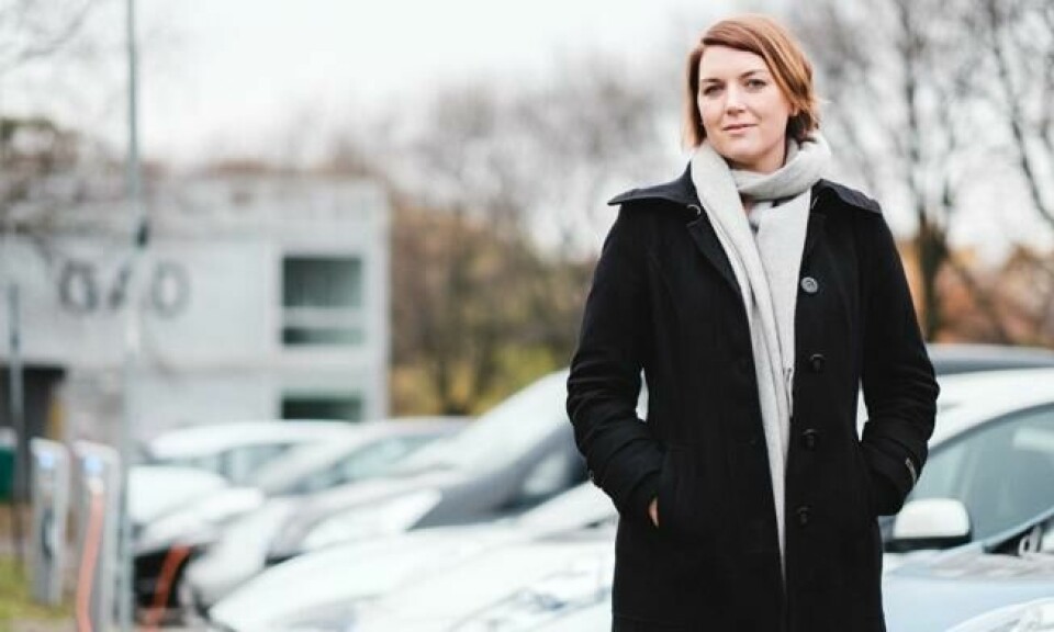 – Regjeringen tar ikke de grepene som er nødvendig for å nå målet om at alle nye biler fra 2025 skal være nullutslipp, sier generalsekretær Christina Bu. Foto: Elbilforeningen – Regjeringen tar ikke de grepene som er nødvendig for å nå målet om at alle nye biler fra 2025 skal være nullutslipp, sier generalsekretær Christina Bu. Foto: Elbilforeningen