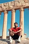 Mohamad bur i Libanon. Her besøker han dei kjente Baalbek-ruinane, som opphaveleg er frå det romerske riket, og som er ein del av FN si verdsarvsliste. Foto: Privat