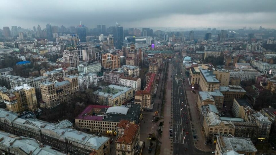 En rekke personer, inkludert Ukrainas tidligere president, hevder at jagerflypiloten «spøkelset fra Kyivv» eksisterer. Han skal angivelig ha skutt ned seks russiske fly over Kyiv i løpet av det første døgnet av krigen.