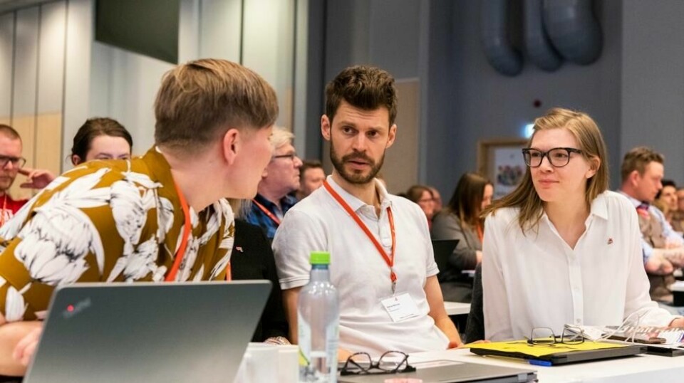KOMMUNISME: Partisekretær Benedikte Pryneid Hansen, partileder Bjørnar Moxnes og 1. nestleder Marie Sneve Martinussen (t.h.) under Rødts landsmøte i mai, der k-ordet ble inkludert i partiprogrammet.