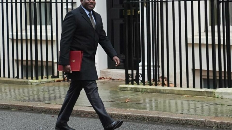Storbritannias utenriksminister David Lammy ønsker ikke å fordømme Trumps uttalelser om Grønland.