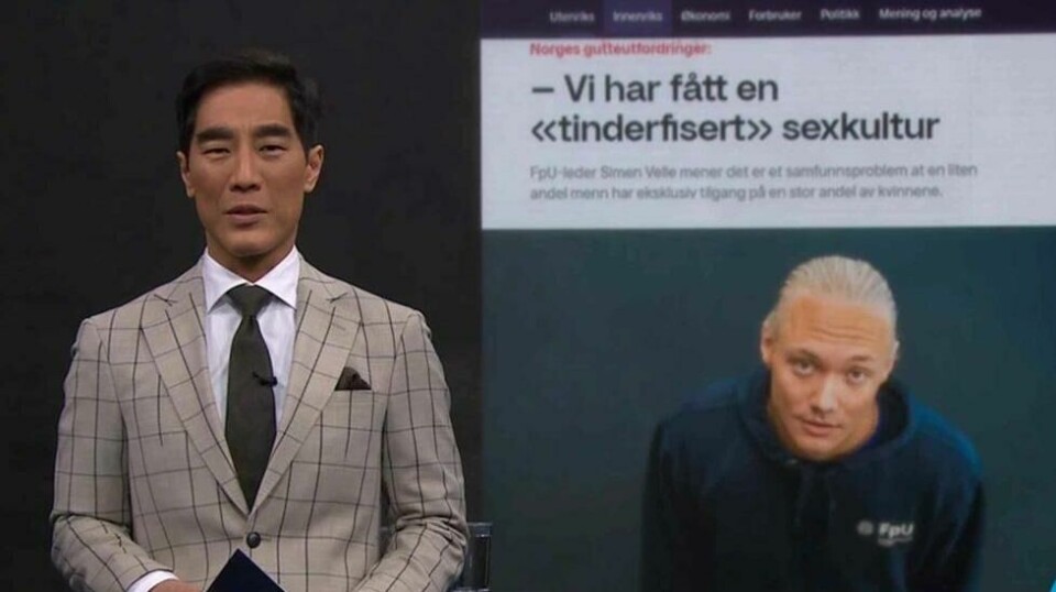 Programleder Fredrik Solvang har kalt tirsdagens episode av «Debatten» et av de dårligste de har laget. Han mener FpU-leder Simen Velle trakk seg fra nesten hele sitt opprinnelige utspill på direkten. Foto: NRK