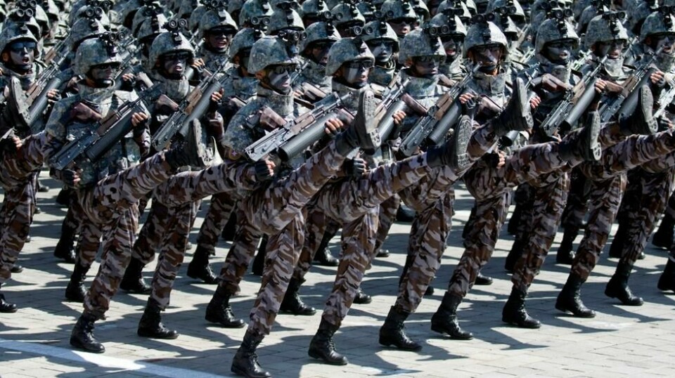 Nordkoreanske soldater marsjerer under en militærparade for 70-årsjubileet for Nord-Koreas grunnleggingsdag i Pyongyang, Nord-Korea, 9. september 2018.