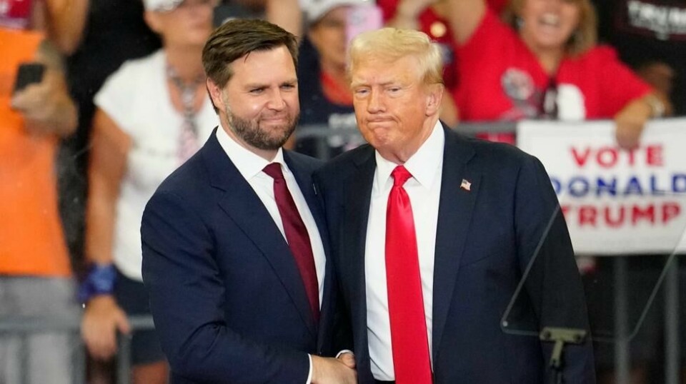 I juli 2022, fortalteVance Mission America, en høyreorientert kristen organisasjon, at han motsatte seg Respect for Marriage Act, et lovforslag som sikrer føderal ekteskapsbeskyttelse for likekjønnede ekteskap. Foto: AP Photo/Ben Gray