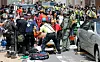 En kvinne ble drept og 19 personer skadet da en bil traff en større gruppe mennesker i Charlottesville tidligere i august. Foto: Steve Helber / AP / NTB Scanpix