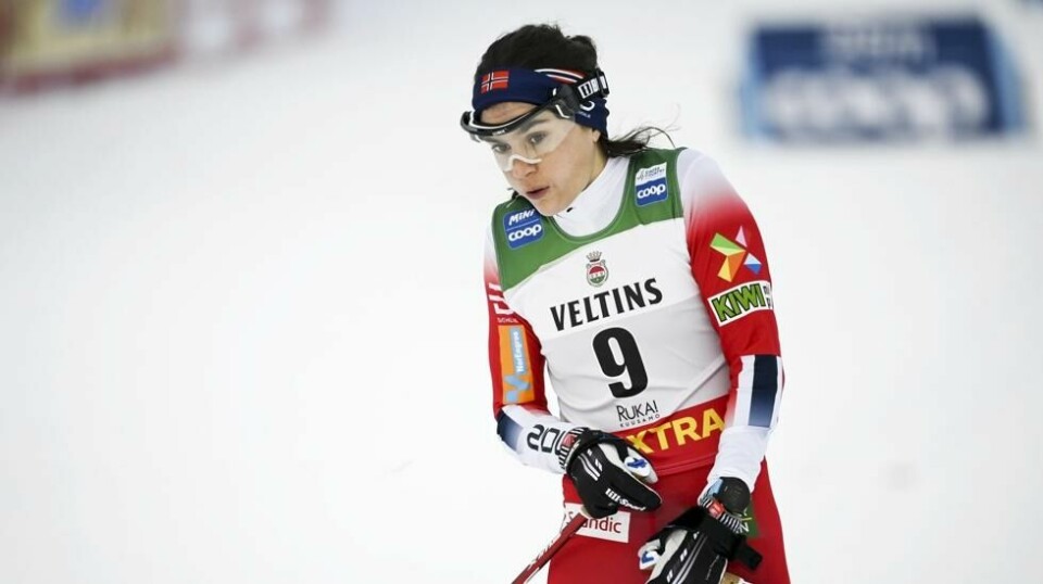 Heidi Weng fikk det ikke til å stemme på sprinten i Ruka. Foto: Emmi Korhonen/Lehtikuva / NTB