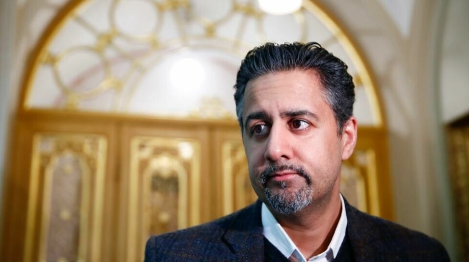 Abid Raja (V).