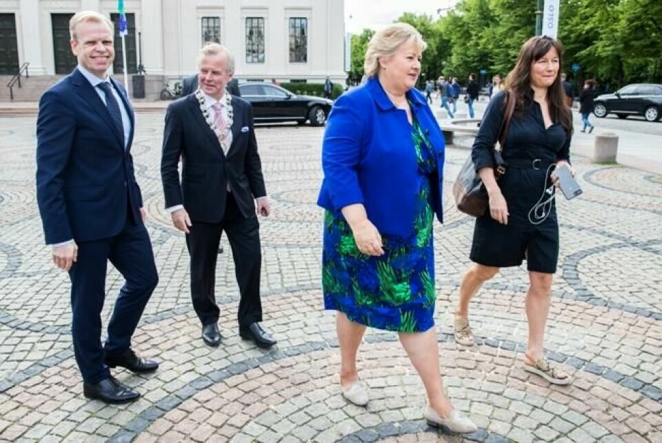 Ole Petter Ottersen sammen med statsminister Erna Solberg (H), Yara-sjef Svein Tore Holsether og kommuniskasjonssjef Trude Måseide i forbindelse med markeringen av Birkelandjubileet i juni i år. Foto: Håkon Mosvold Larsen / NTB scanpix Ole Petter Ottersen sammen med statsminister Erna Solberg (H), Yara-sjef Svein Tore Holsether og kommuniskasjonssjef Trude Måseide i forbindelse med markeringen av Birkelandjubileet i juni i år. Foto: Håkon Mosvold Larsen / NTB scanpix