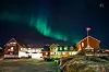 Hotel SØMA Nuuk, i hovedstaden på Grønland, tilbyr flotte naturupplevelser året runt i kombinasjon med moderne grønlandsk kultur. Foto: Visit Greenland