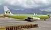 I dag er det ikke like vanlig med fargerike fly slik som denne Boeing 707-320C, tilhørende det nå nedlagte Braniff International. Bildet er tatt på Honolulu Airport i 1971. Foto: Wikimedia