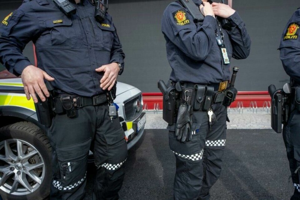 Politiet fortsetter med periodevis bevæpning. Illustrasjonsfoto: Heiko Junge / NTB
