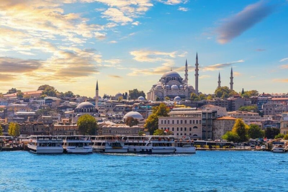 Istanbul i Tyrkia er blant stedene hvor hjemmelaget brennevin – med metanol – finnes. Istanbul i Tyrkia er blant stedene hvor hjemmelaget brennevin – med metanol – finnes. Foto: AlexAnton / Shutterstock / NTB