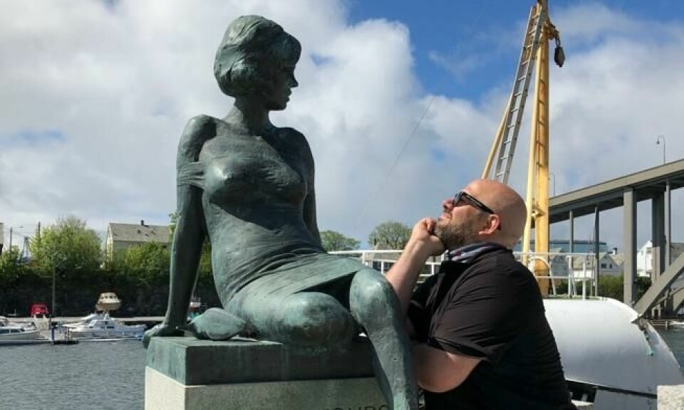 Like ved siden av Scandic Maritim sitter Marilyn Monroe på sin sokkel. Foto: Elisabeth Bergskaug Like ved siden av Scandic Maritim sitter Marilyn Monroe på sin sokkel. Foto: Elisabeth Bergskaug