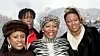 Her er Boney M, med et av originalmedlemmene Liz Mitchell om bord, fotografert i 2007. Foto: Heiko Junge / NTB