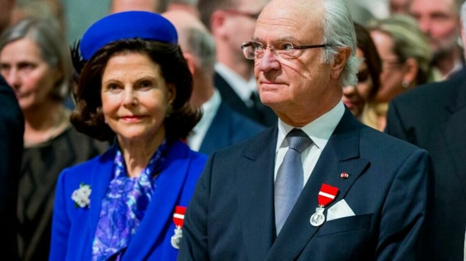 Den svenske kongehuseksperten Johan T. Lindwall avslører datoen for når svenske kong Carl Gustaf antagelig vil abdisere. Her er Carl Gustaf avbildet med kona, dronning Silvia, i 2016.