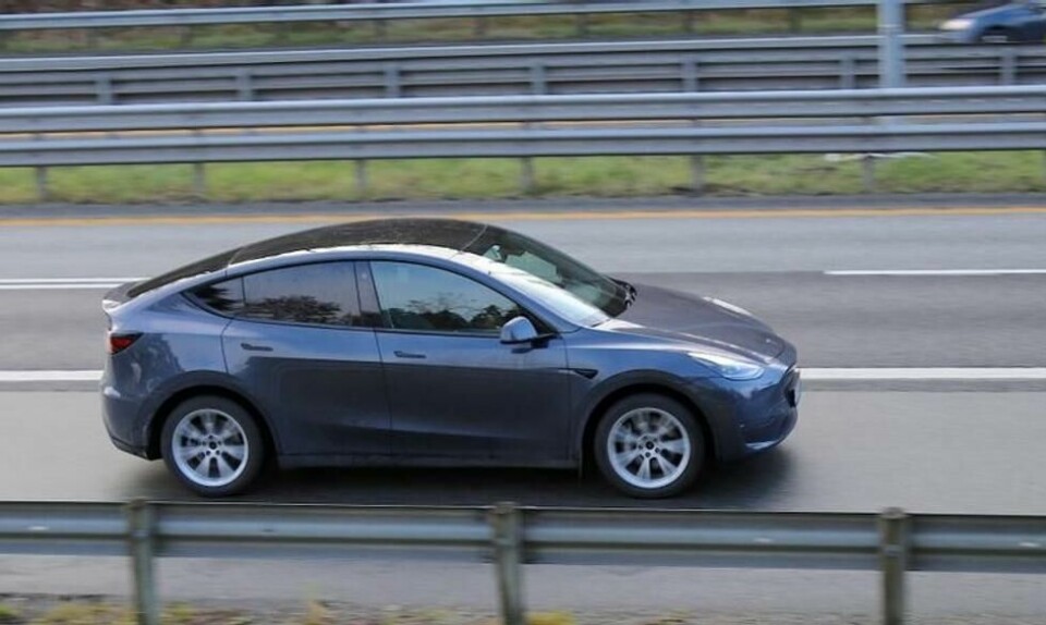 Tesla Model Y koster mer å forsikre enn flere andre dyrere biler. Tesla Model Y koster mer å forsikre enn flere andre dyrere biler. Foto: Ivar Engerud / Finansavisen