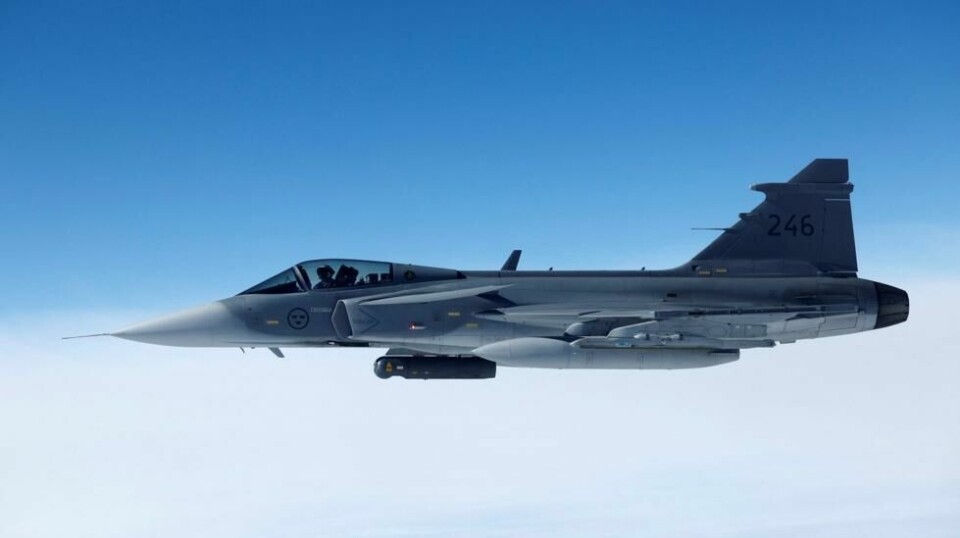 Skal man tro sjefen for Natos luftstyrker i Europa kan svenskene bli sendt på Nato-oppdrag mot slutten av våren. Her er et svensk kampfly av typen Saab JAS 39 Gripen.
