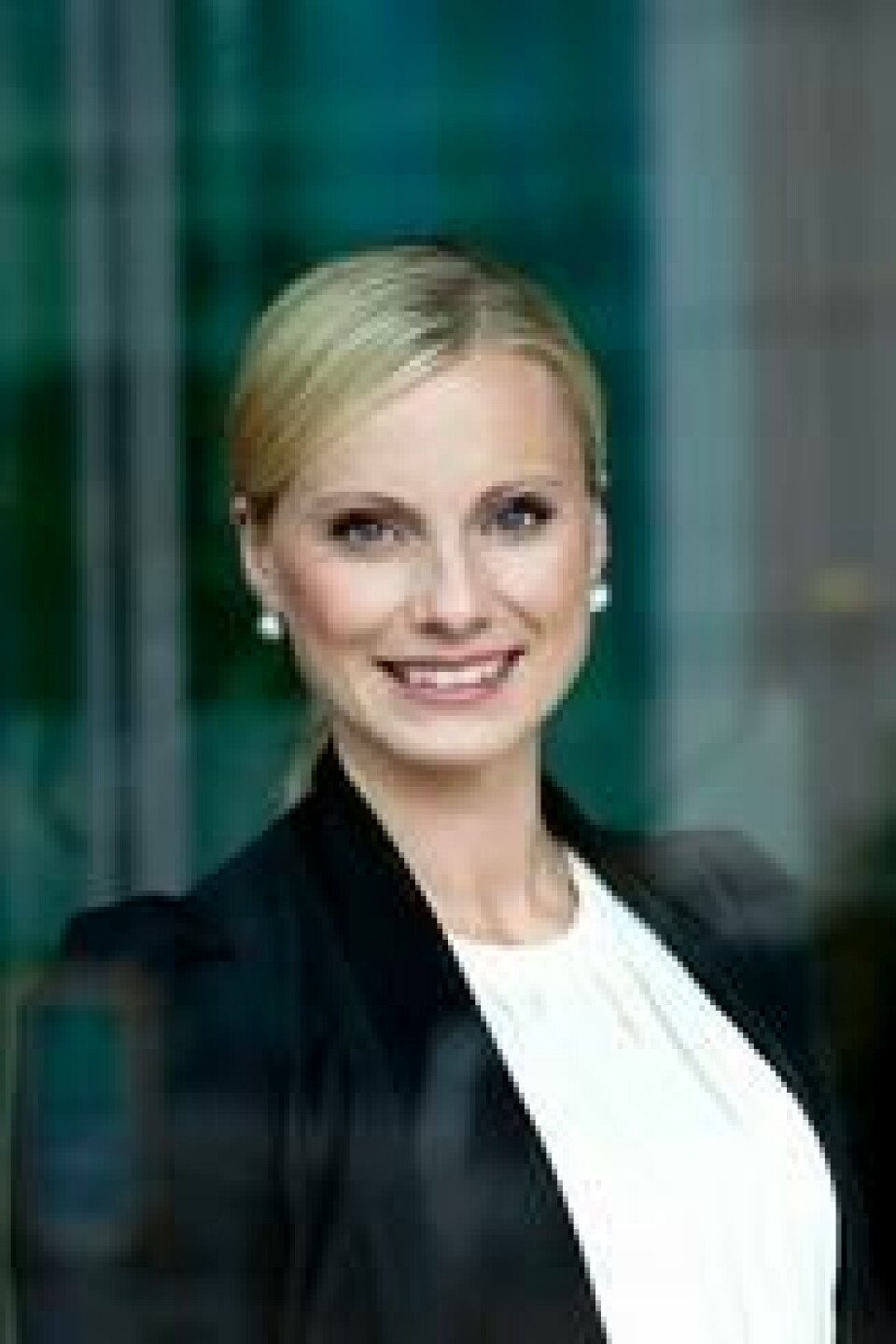 Forbrukerøkonom i DNB, Silje Sandmæl mener det ikke skal mye til å spare noen tusenlapper i året på strømmen. Foto: DNB Forbrukerøkonom i DNB, Silje Sandmæl mener det ikke skal mye til å spare noen tusenlapper i året på strømmen. Foto: DNB