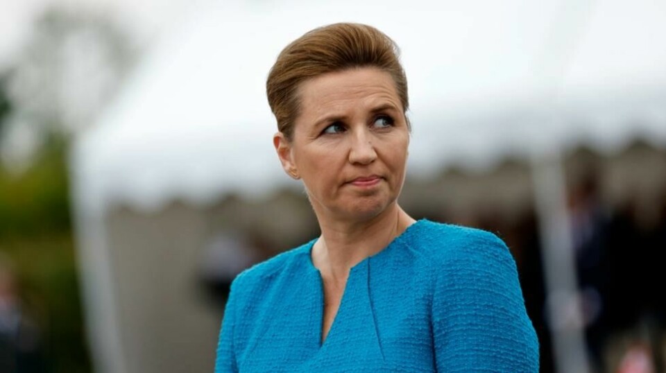 Danmarks statsminister Mette Frederiksen ble slått av en mann i København sentrum i juni. Nå stilles han for retten, der saken skal behandles i to dager. Foto: Jeremias Gonzalez / AP / NTB
