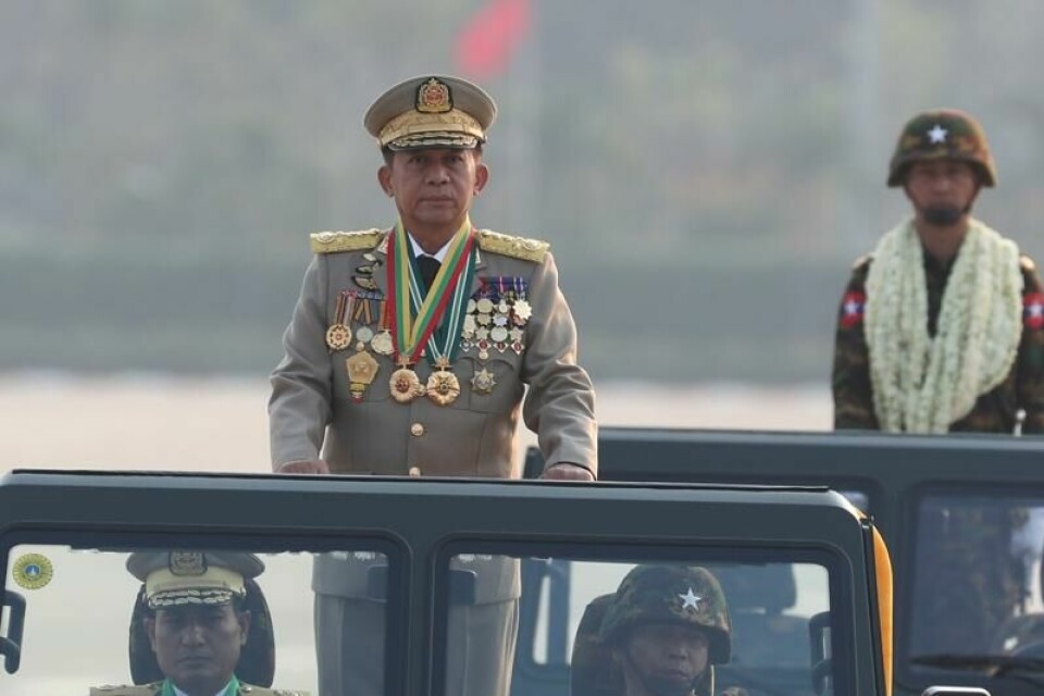 Juntaen i Myanmar, som ledes av general Min Aung Hlaing, planlegger å løslate nesten 6000 innsatte i et amnesti på landets uavhengighetsdag. Arkivfoto: Aung Shine Oo / AP / NTB