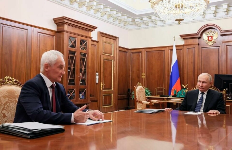 Andrej Belousov i møte med president Vladimir Putin. De to får nok mye å snakke om fremover etter at førstnevnte er utnevnt som ny forsvarsminister i landet. Andrej Belousov i møte med president Vladimir Putin. De to får nok mye å snakke om fremover etter at førstnevnte er utnevnt som ny forsvarsminister i landet. Foto: Gavriil Grigorov / AP