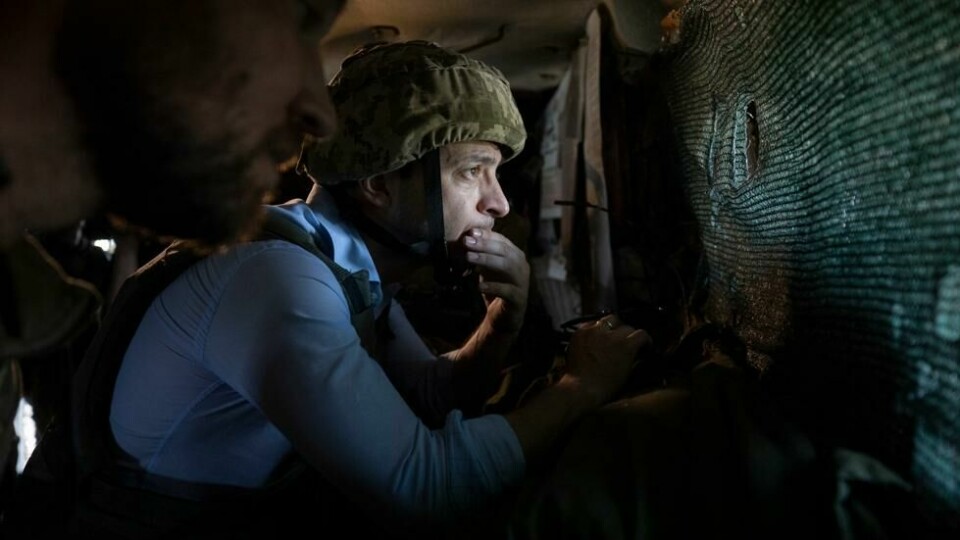 Zelenskyj skal befinne seg på et hemmelig sted i hovedstaden Kyiv. Zelenskyj skal befinne seg på et hemmelig sted i hovedstaden Kyiv. Foto: Ukrainian Presidential Press/AP/NTB