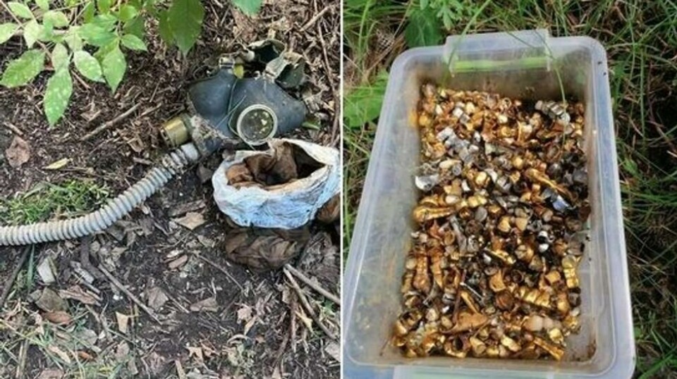 Blant funnene, i det som skal være et tortursenter i en landsby utenfor Kharkiv, er gassmasker, ledninger, rester av uniformer, medisinsk utstyr og en plastboks fylt av gulltenner. Både sivile og soldater skal ha vært utsatt for mishandlingen. Tilsvarende funn er gjort i andre frigjorte byer og landsbyer. (Foto: Det ukrainske forsvarsdepartementet på Twitter)