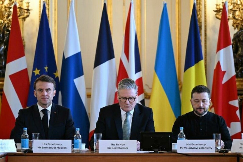 Frankrikes Emmanuel Macron og Storbritannias Keir Starmer har gått sammen med Ukrainas president Volodymyr Zelenskyj om å utarbeide en fredsplan.