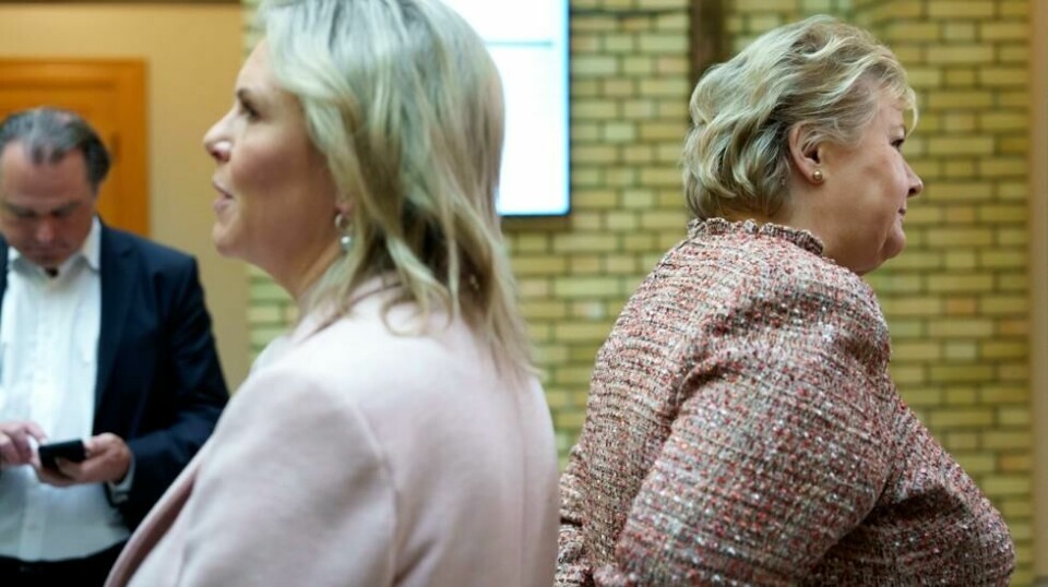 Flere vil ha Frp-leder Sylvi Listhaug (Frp) som statsminister, men hun ligger fortsatt bak Høyre-leder Erna Solberg (t.h) i meningsmålingen utført for Nettavisen. Arkivfoto. Foto: Cornelius Poppe / NTB