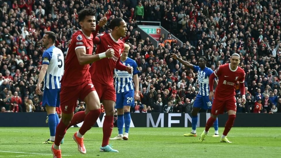 Luis Diaz feirer sin scoring hjemme mot Brighton søndag. Foto: Rui Vieira / AP / NTB
