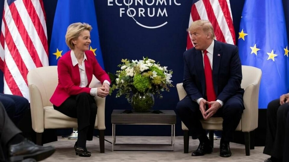 Mens de 27 medlemslandene i EU snart går til valg, er de norske mediene fylt med historier om to geriatriske herrer som skal kjempe om den ovale kontorplassen i Det hvite hus. Paradokset er at valget i USA har mye mindre å si for norsk økonomi og samfunnsutvikling enn valget til EU-parlamentet, skriver Thomas Stangeby.