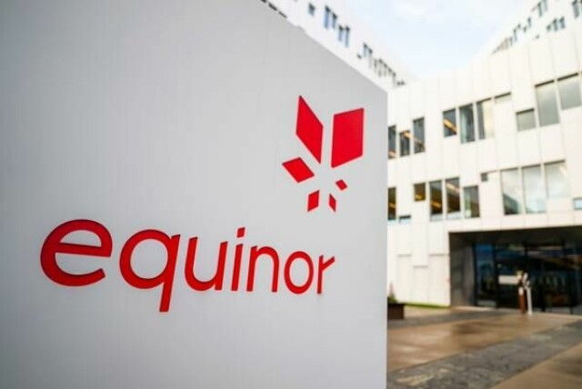 Equinor har bekreftet at byggingen stanses inntil de får videre klarhet i situasjonen.