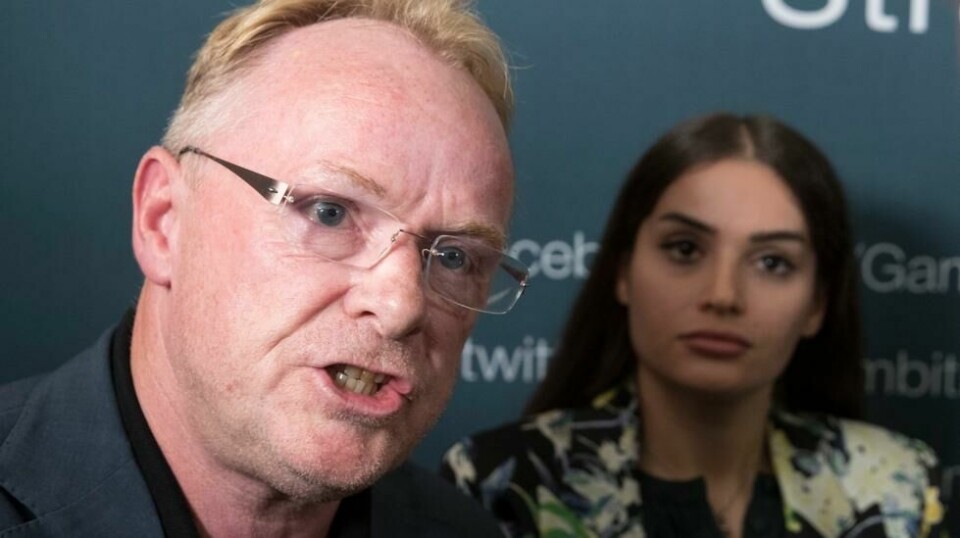 Per Sandberg og Bahareh Letnes er skuffet over fordommene de møter på FrP-landsmøtet.