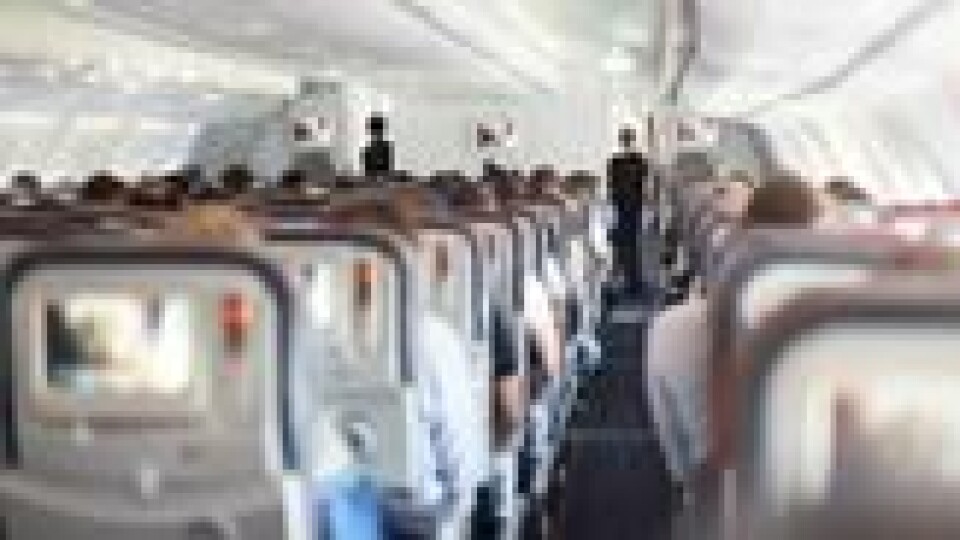 Paret skal ha drukket en flaske vodka mens de ventet på avgangen til flyet. Illustrasjonsfoto. Paret skal ha drukket en flaske vodka mens de ventet på avgangen til flyet. Illustrasjonsfoto. Foto: Matej Kastelic / Shutterstock / NTB