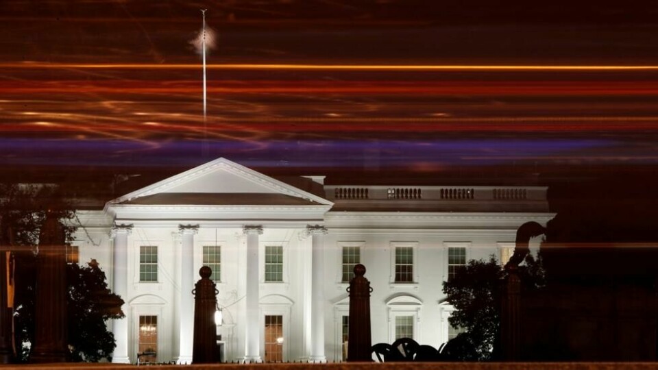 Ifølge CNN skal sikkerhetsnivået ved Det hvite hus ha blitt oppjustert tid rød og Trump-familien ble evakuert. Ifølge CNN skal sikkerhetsnivået ved Det hvite hus ha blitt oppjustert tid rød og Trump-familien ble evakuert. Foto: Yara Nardi / Reuters/NTB