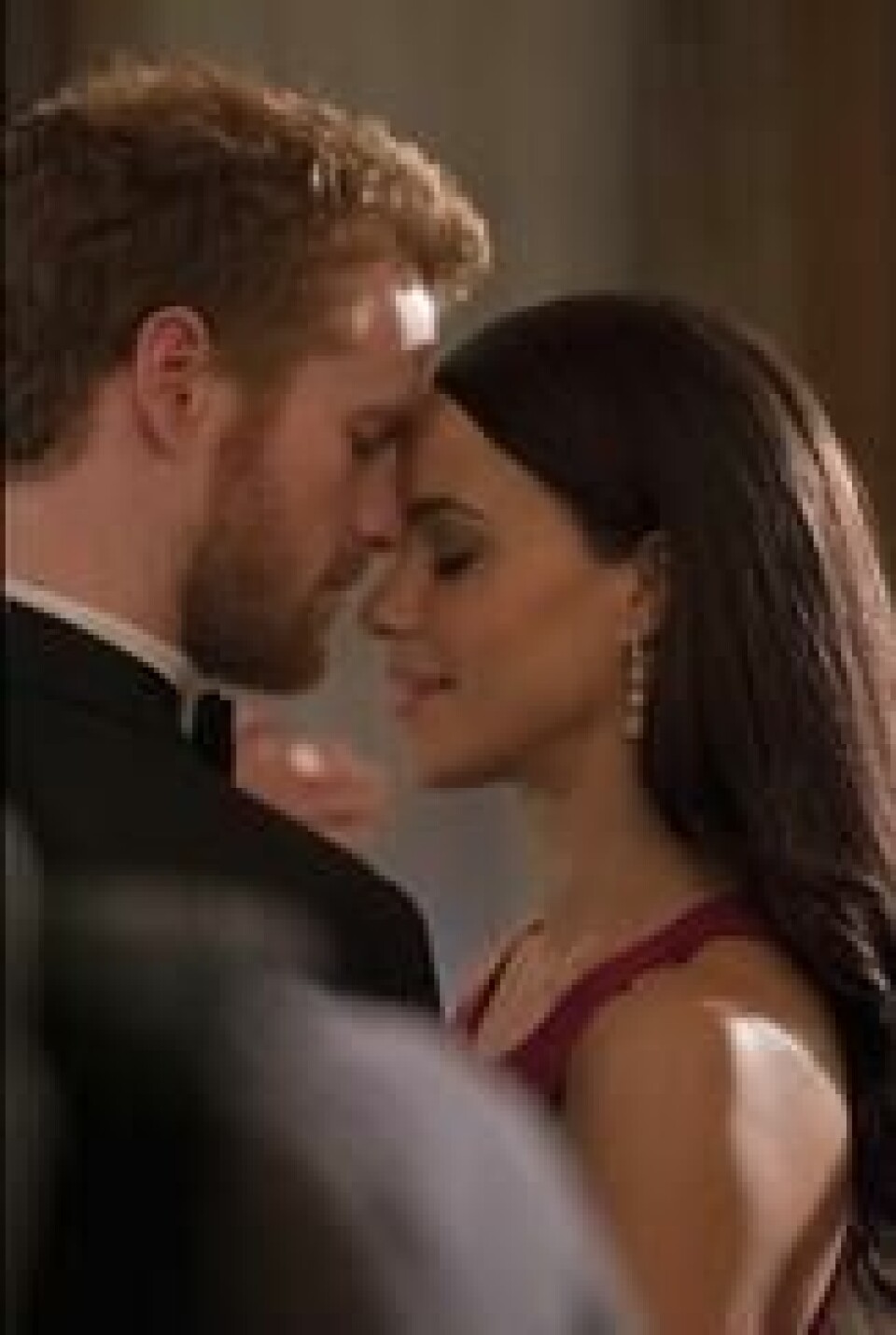 TV-filmen har allerede hatt premiere. «When Harry Met Meghan: A Royal Romance» Skuespiller Parisa Fitz-Henley tv. og Murray Fraser t.h. Foto fra mylifetime.com. TV-filmen har allerede hatt premiere. «When Harry Met Meghan: A Royal Romance» Skuespiller Parisa Fitz-Henley tv. og Murray Fraser t.h. Foto fra mylifetime.com.