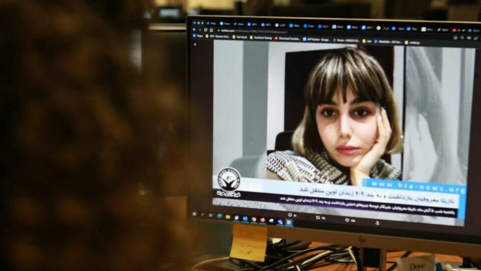 Ifølge den norske menneskerettighetsorganisasjonen Iran Human Rights (IHR) ble journalisten Nazila Maroufian arrestert 30. oktober, etter å ha intervjuet Masha Aminis far. Ifølge den norske menneskerettighetsorganisasjonen Iran Human Rights (IHR) ble journalisten Nazila Maroufian arrestert 30. oktober, etter å ha intervjuet Masha Aminis far. Foto: AFP/NTB