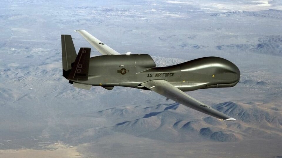 Dette udaterte US Air Force-filbildet publisert 20. juni 2019, viser et bilde av et RQ-4 Global Hawk ubemannet overvåkings- og rekognoseringsfly av samme type som det hevdes kan være skutt ned over Svartehavet.