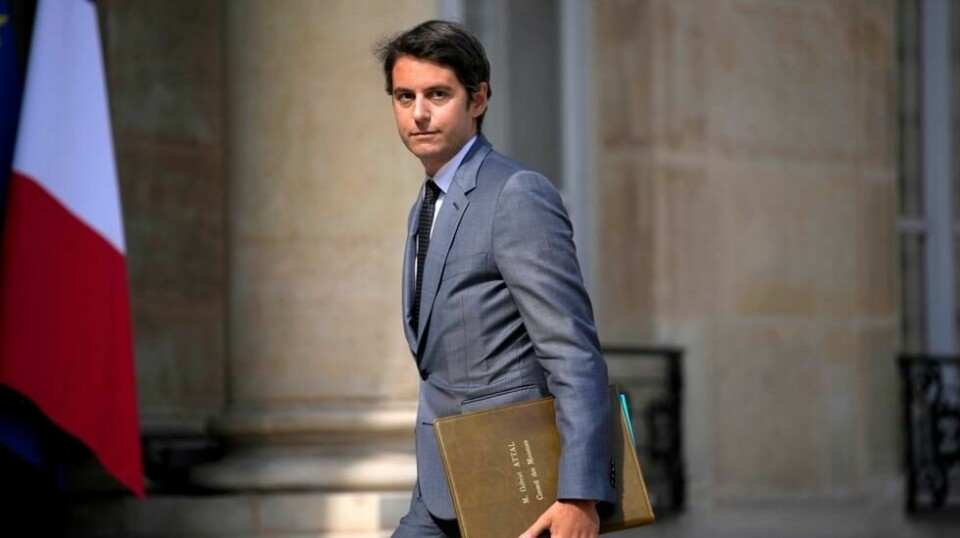 Flere franske medier melder tirsdag at Gabriel Attal blir Frankrikes nye statsminister. Han vil være den yngste statsministeren i fransk historie. Arkivfoto: Christophe Ena / AP / NTB.