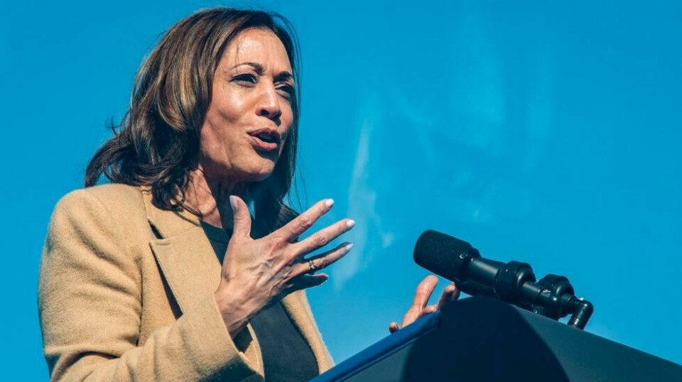 Kamala Harris taler under et valgkamparrangement i North Hampton i delstaten New Hampshire denne uken.