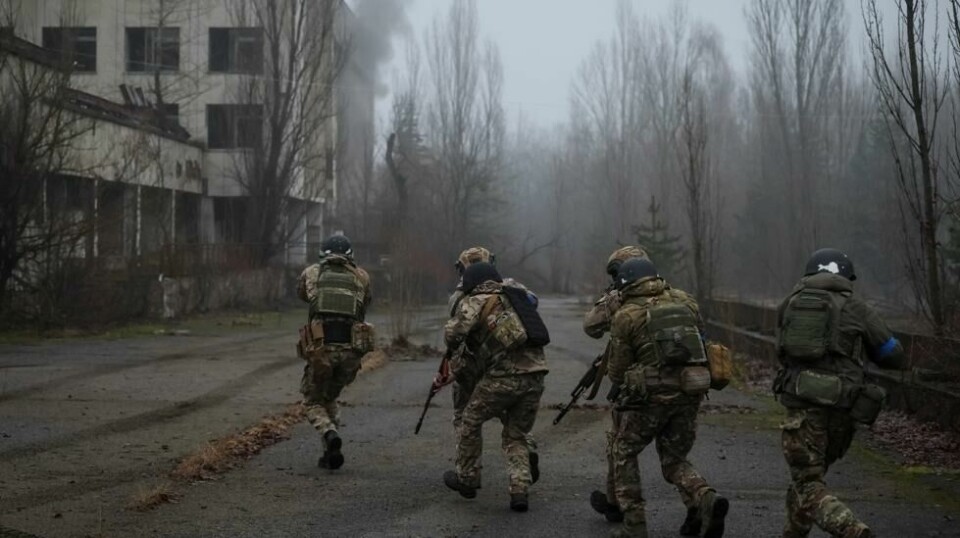 Ukrainske styrker under en øvelse ved Tsjernobyl i januar 2023. Foto: REUTERS/Gleb Garanich