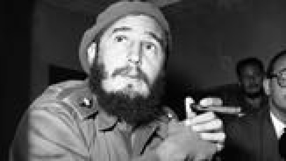 Fidel Castro fotografert under en pressekonferanse i 1961. Fidel Castro fotografert under en pressekonferanse i 1961. Foto: AP Photo/RHS/NTB