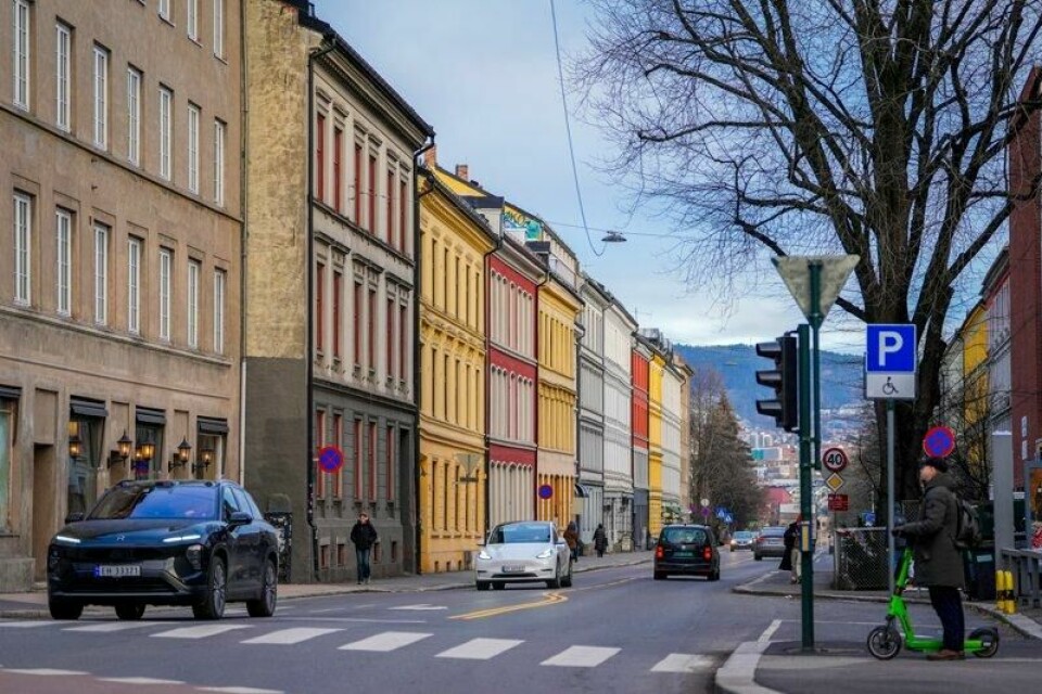 Forskerne foreslår å stimulere til økt bygging av utleieboliger, samt bedre låneordninger til kommunale boliger. Her fra Waldemar Thranes gate i Oslo.