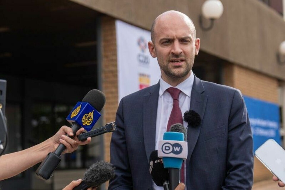 Frankrikes utenriksminister Jean-Noel Barrot mener fronten i Ukraina stadig rykker nærmere EU.