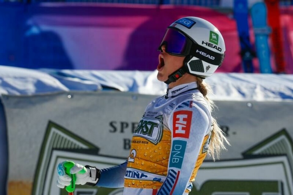 Kajsa Vickhoff Lie kunne juble etter 2.-plassen i Cortina.